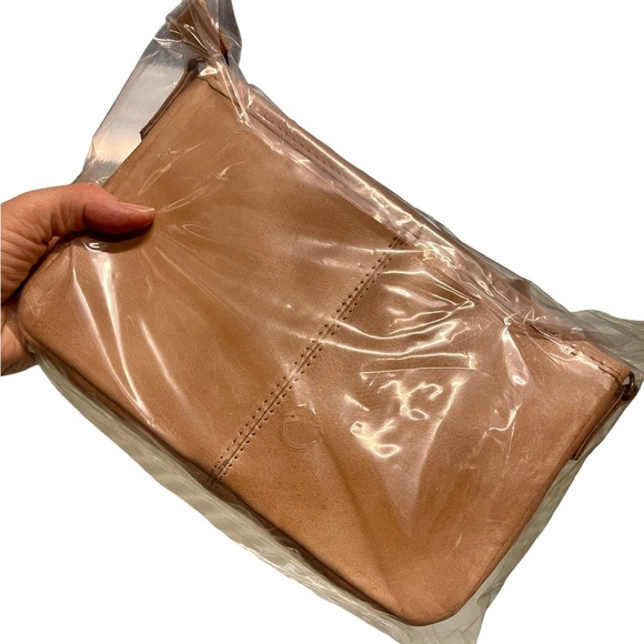 NWT - Stella Claire Crossbody by STS - Picture 5 of 6